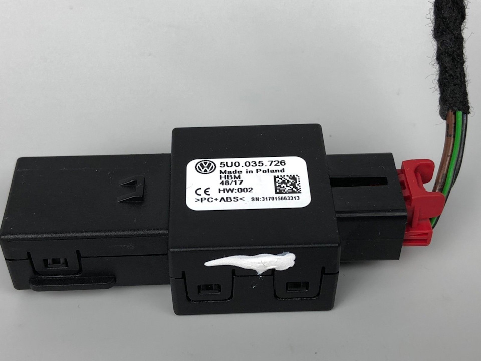 Подкажіть USB роз'ємами. 4