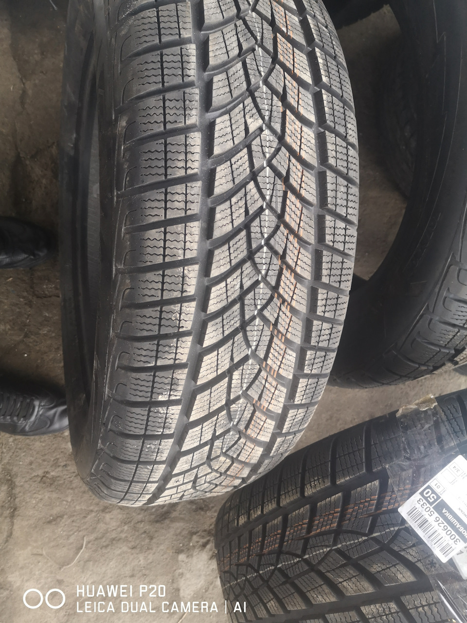Зимня резина Goodyear UltraGrip Performance SUV Gen 1 2