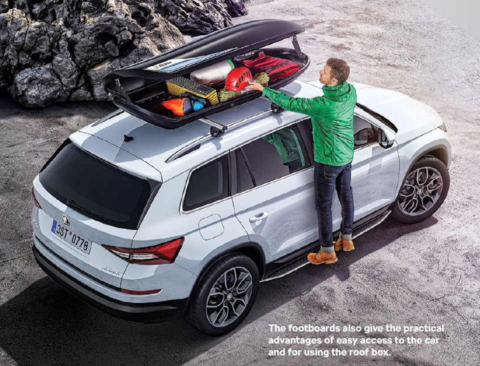 Аксесуари-KODIAQ-Пороги-Килимки салону-Килимок багажника-Бризковики 1
