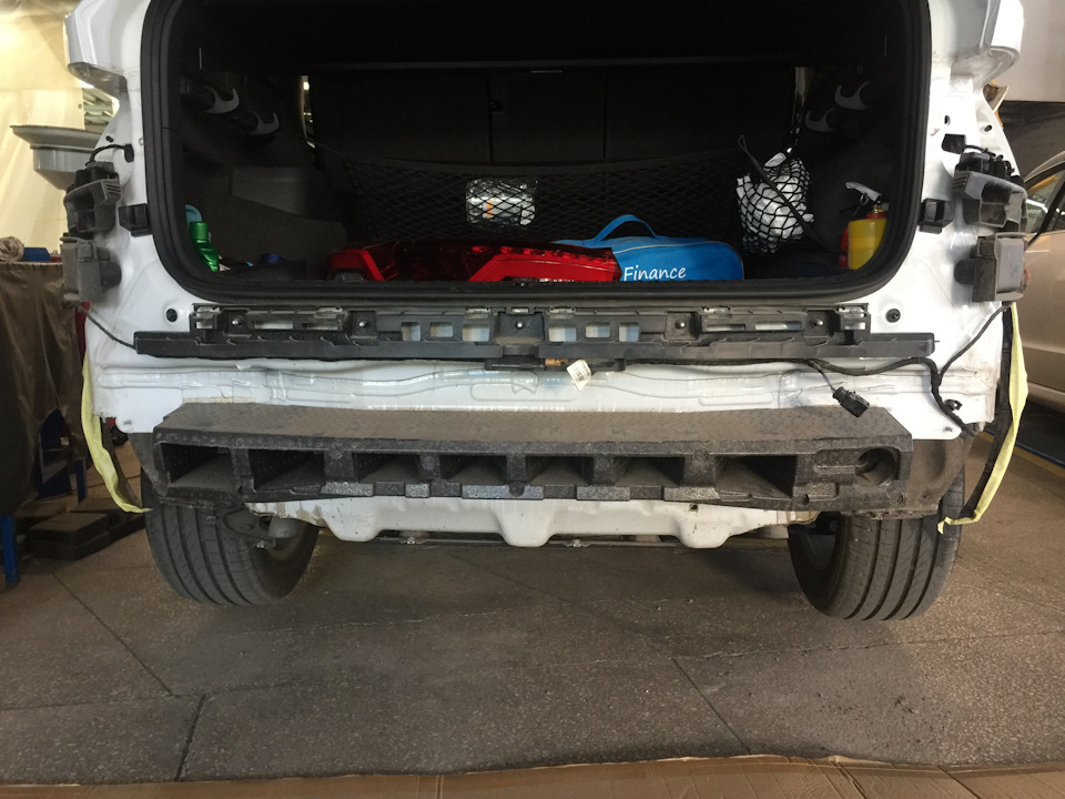 Провалився датчик парктроніка 1