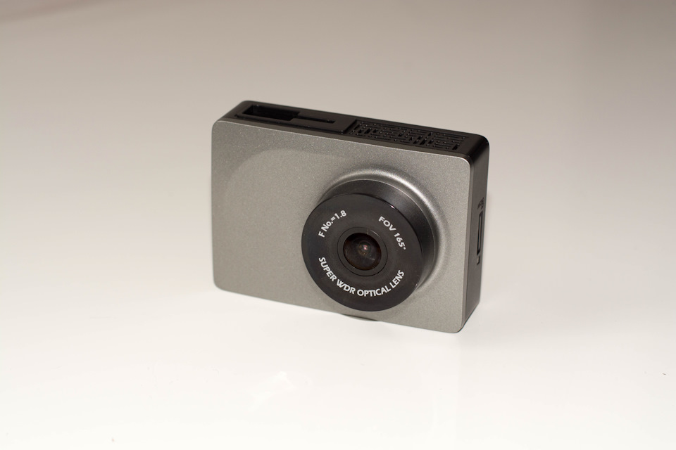 Китайські гаджети. Реєстратор Xiaomi Car DVR 1