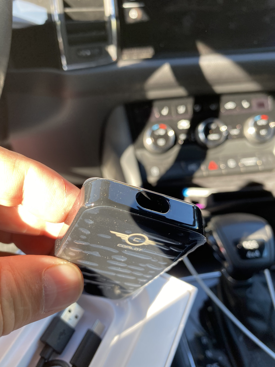 Здрастуйте тітка Хая вам посилка з Китаю" ( бездротове підключення CarPlay. 3