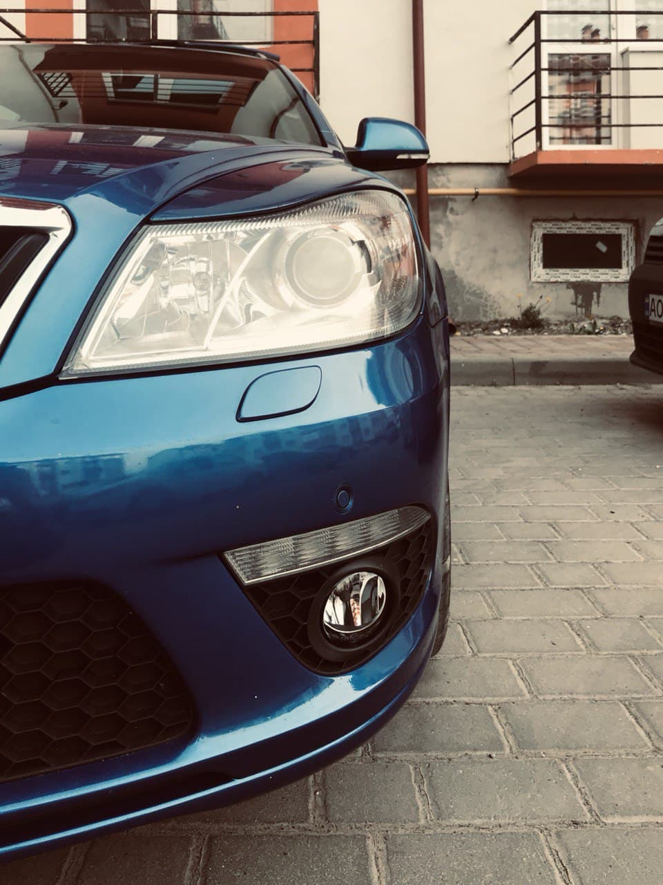 Заміна скла ПТФ Skoda A5 RS, VW CC, Caddy (скло протитуманних фар) 3