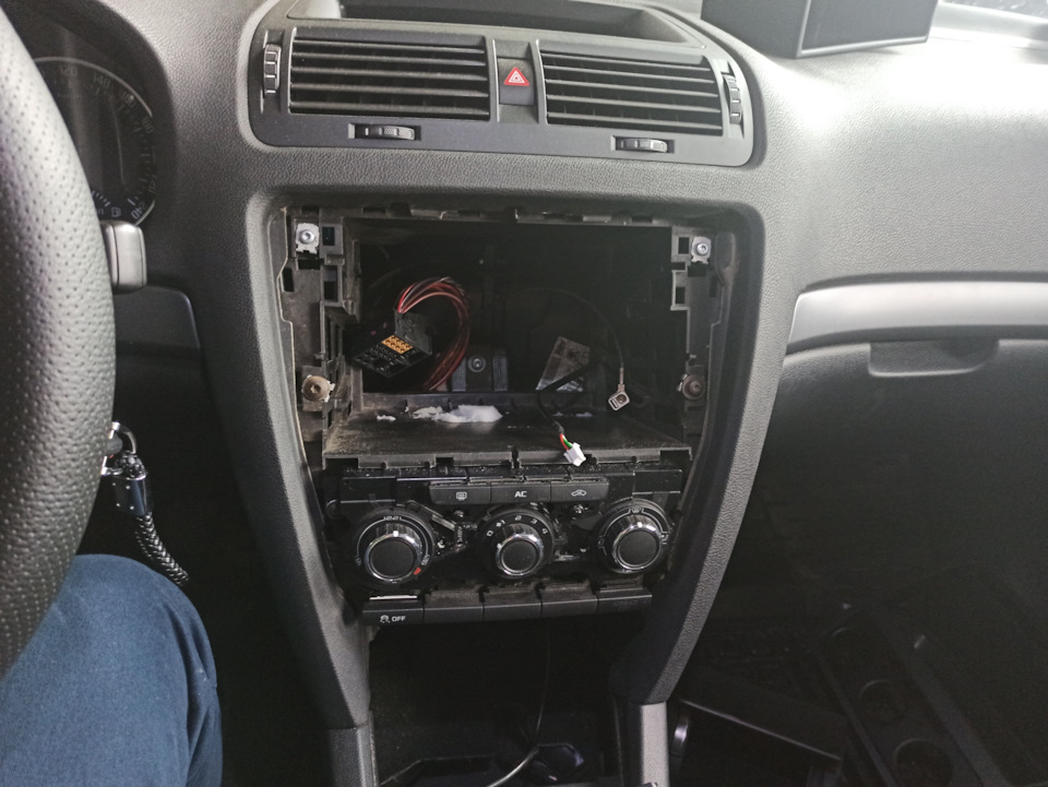 Магнітол (ГУ) Skoda Octavia A5 FL 1