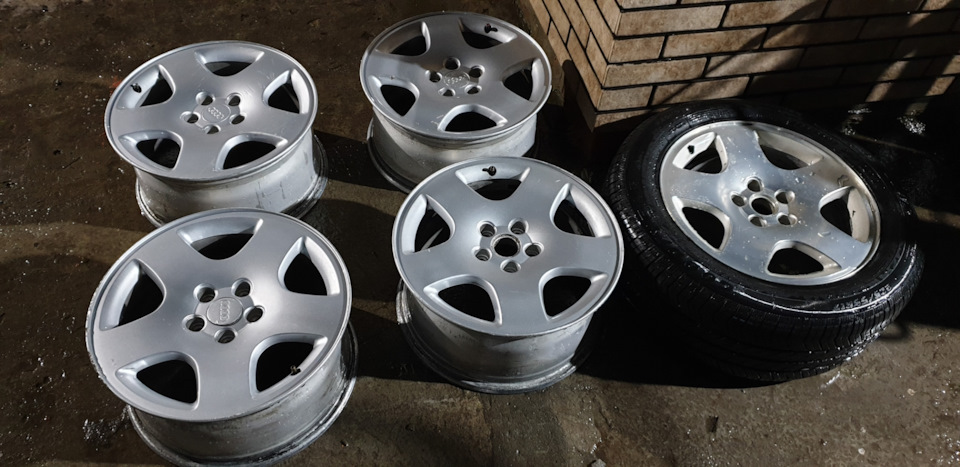 Продаю диски R17 1