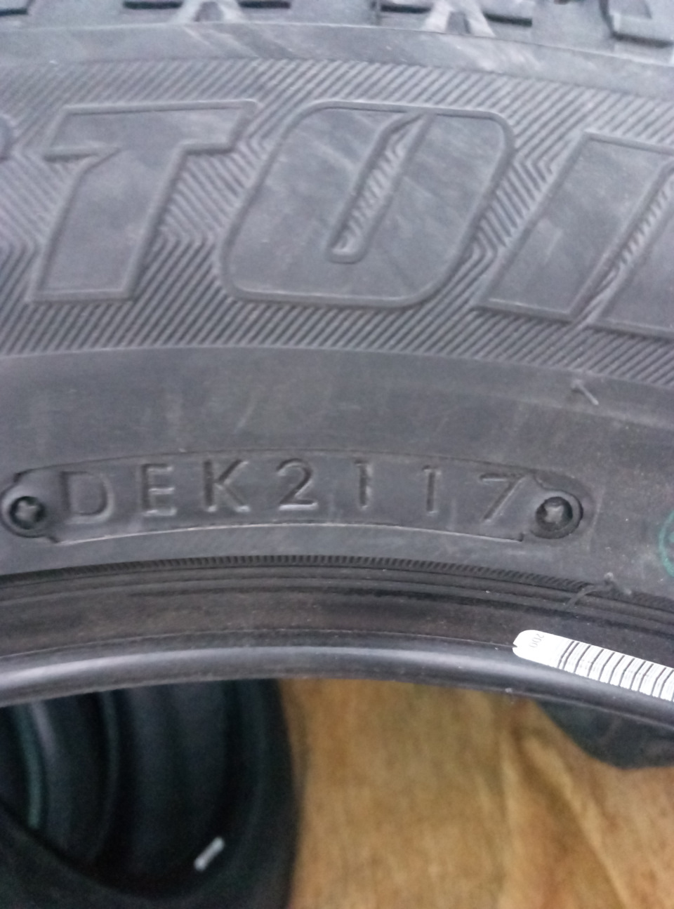 Bridgestone Blizzak revo gz 205/55 r16 3