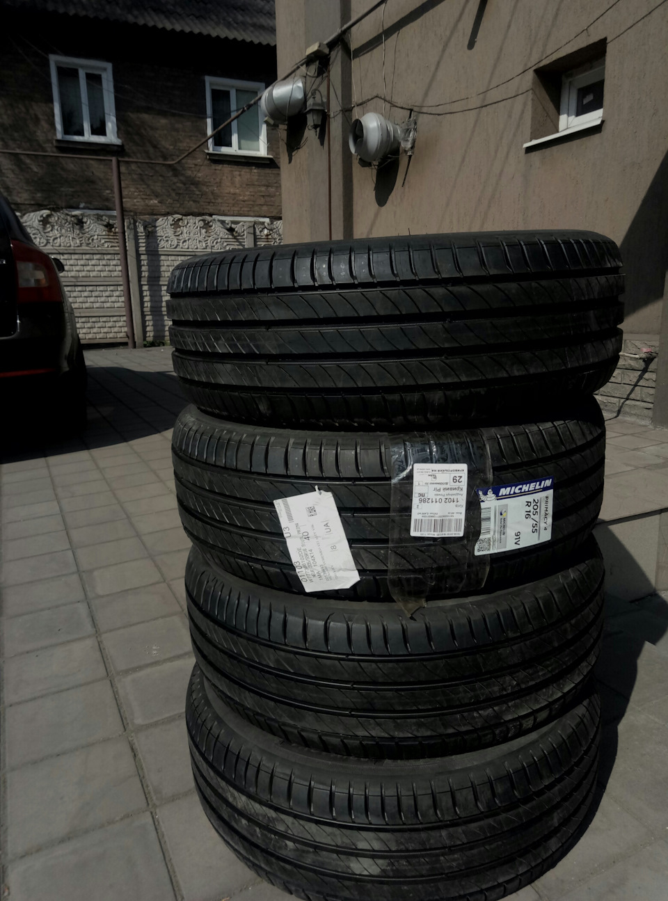 Літні шини. Michelin Primacy 4 205/55 R16 2