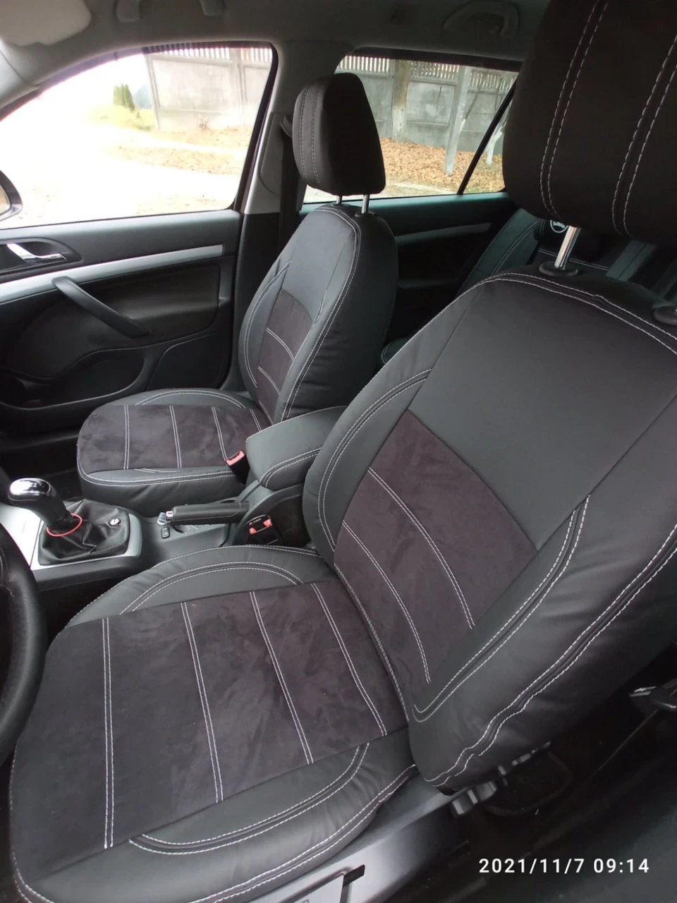 Змінив вигляду салону. Установка чохлів.