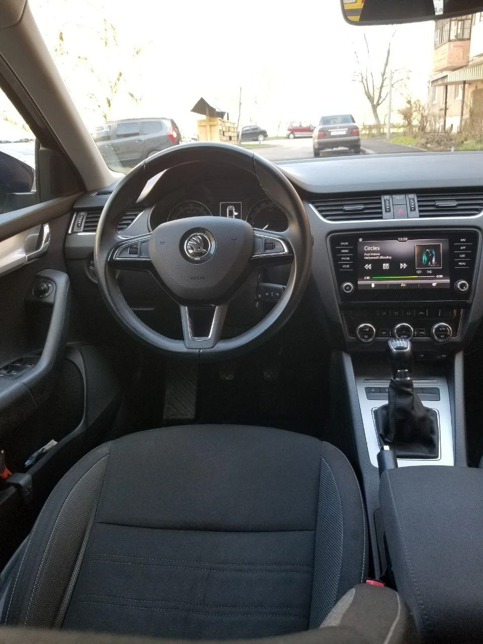 Поговоримо про комплектацію та опції автомобіля Skoda A7 FL