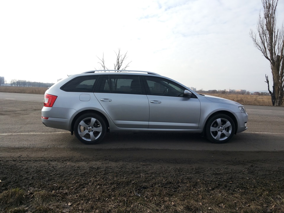 Прикладка гуми 215/50/17 та дисків 17 відповідно 1