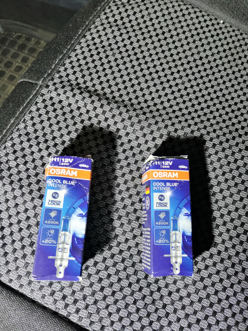 Заміна ламп ближнього та далекого світла на OSRAM COOL BLUE INTENSE. 1