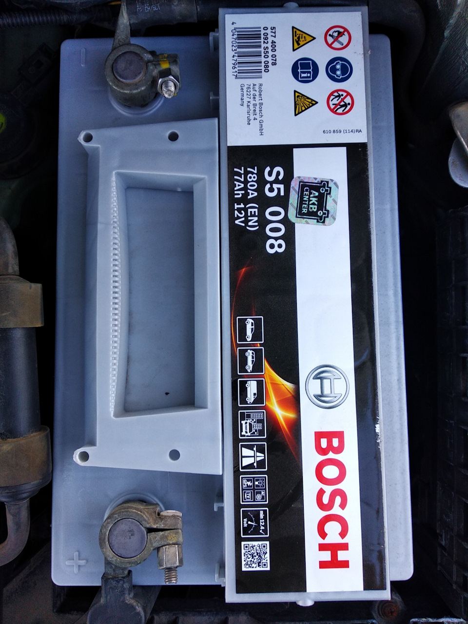 Новий акамулятор Bosch S5 77Ач 1
