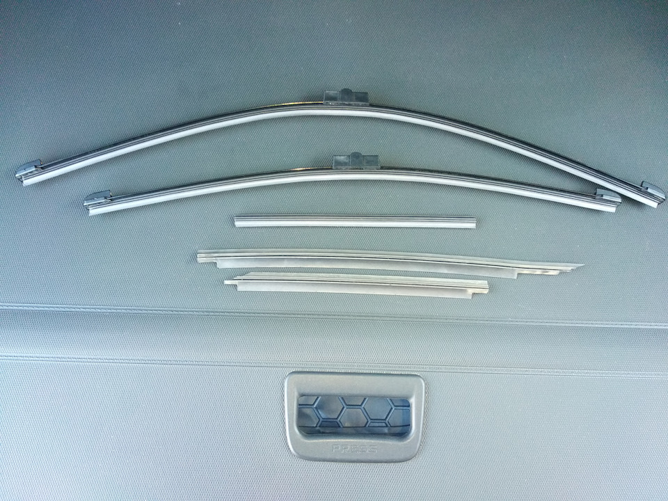 Підлокітник armrest і гумки двірників 5