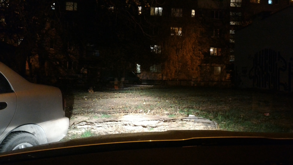 Автолампи H7 Plus 90 Bosch 1987301075 3