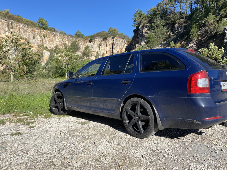 Оригінальні Бризковики на Škoda Octavia a5 1