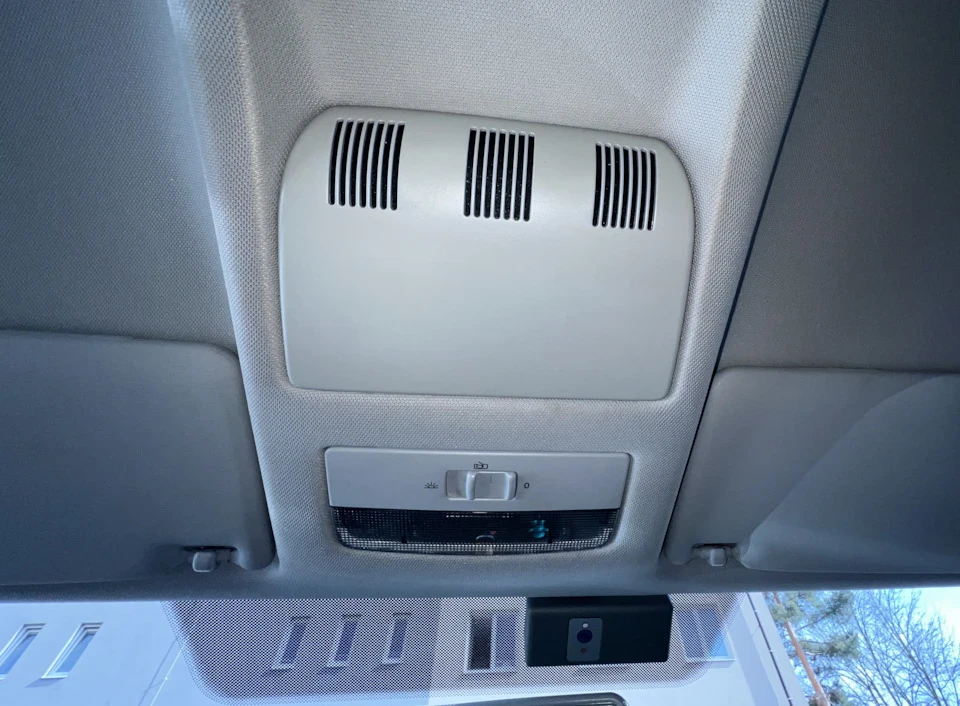 Установка Очечника 🕶️ на Skoda Octavia A5