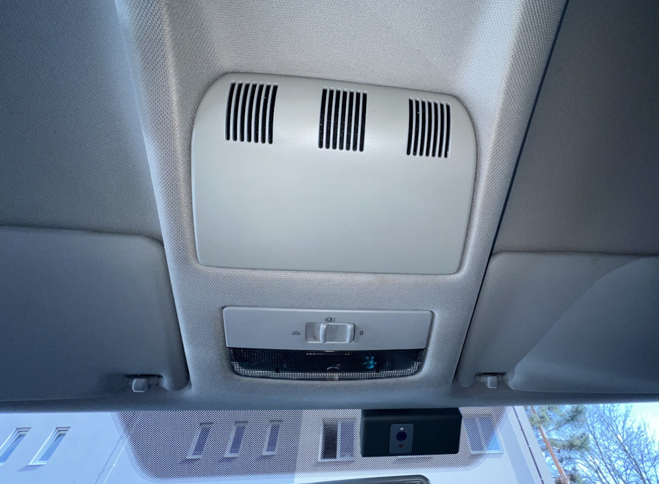 Установка Очечника 🕶️ на Skoda Octavia A5 1
