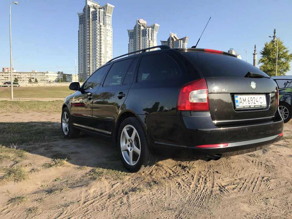 Свіжі фото на нових 17 колесах.