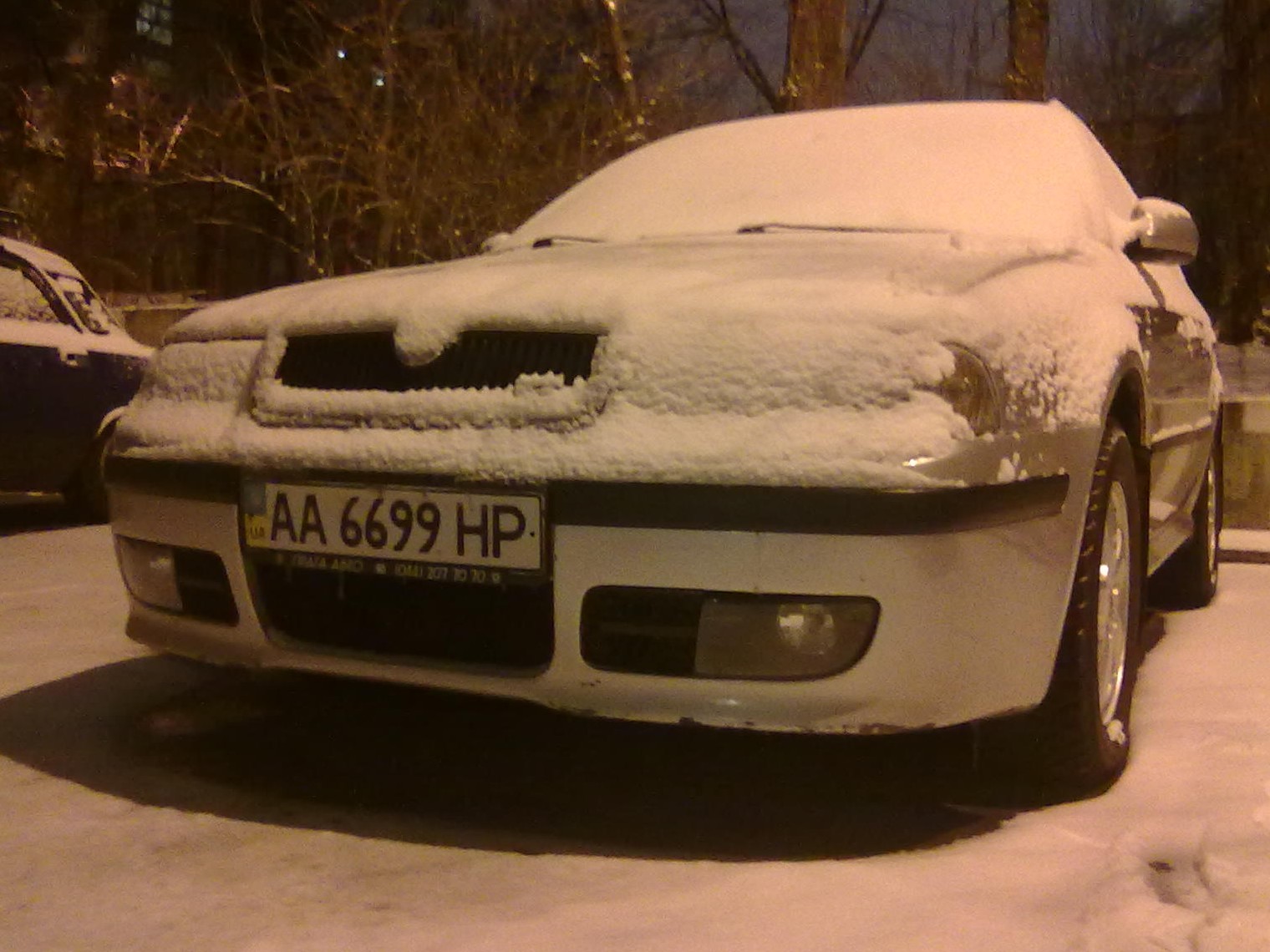 Ось і світла більше 1
