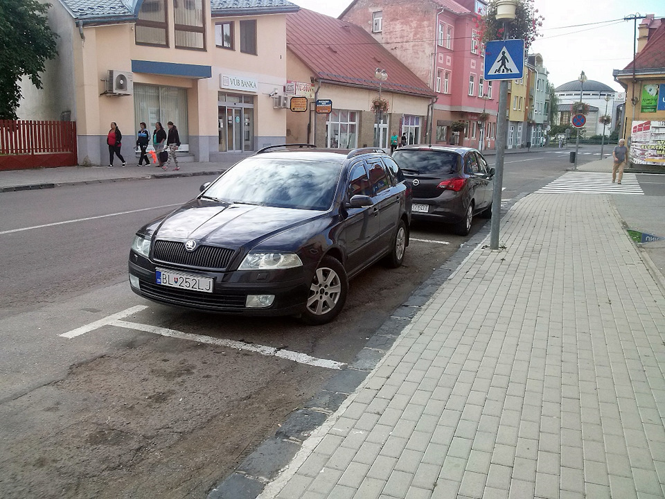 тапки на літо CMS R17 + Hankook 215/55 4
