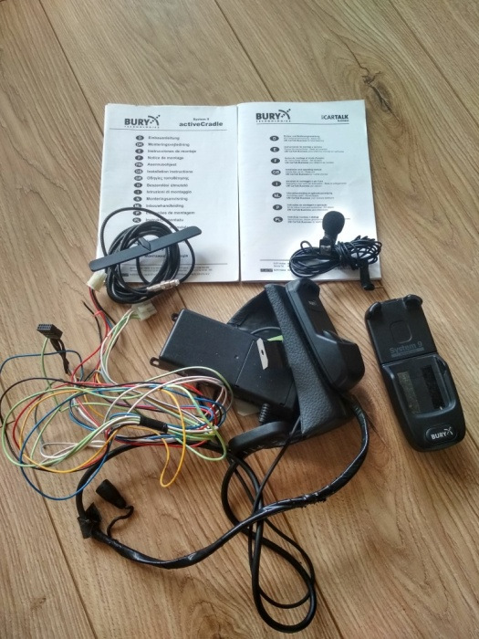 Bluetooth гарнітура BURY 1