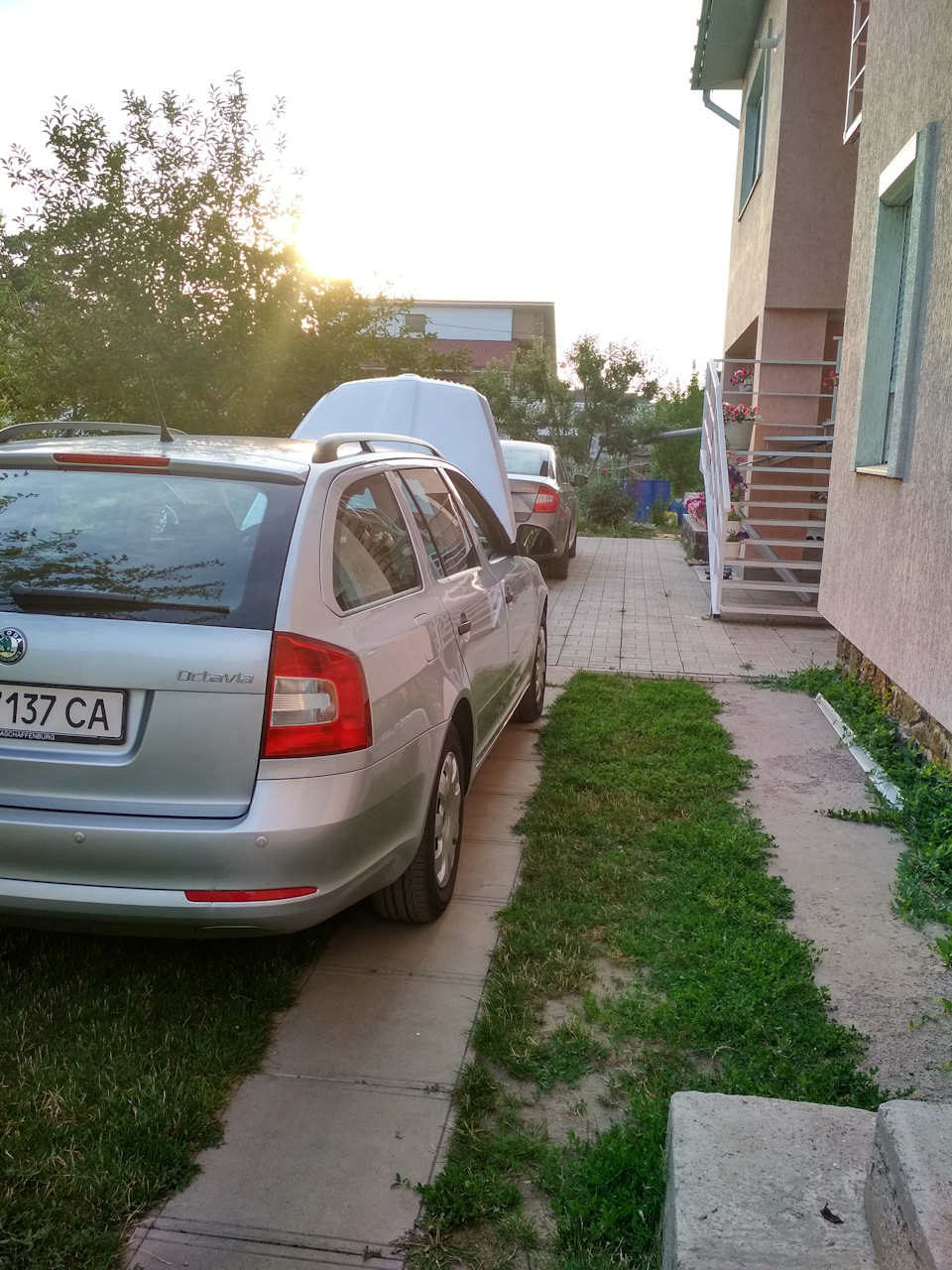на одного більше 5