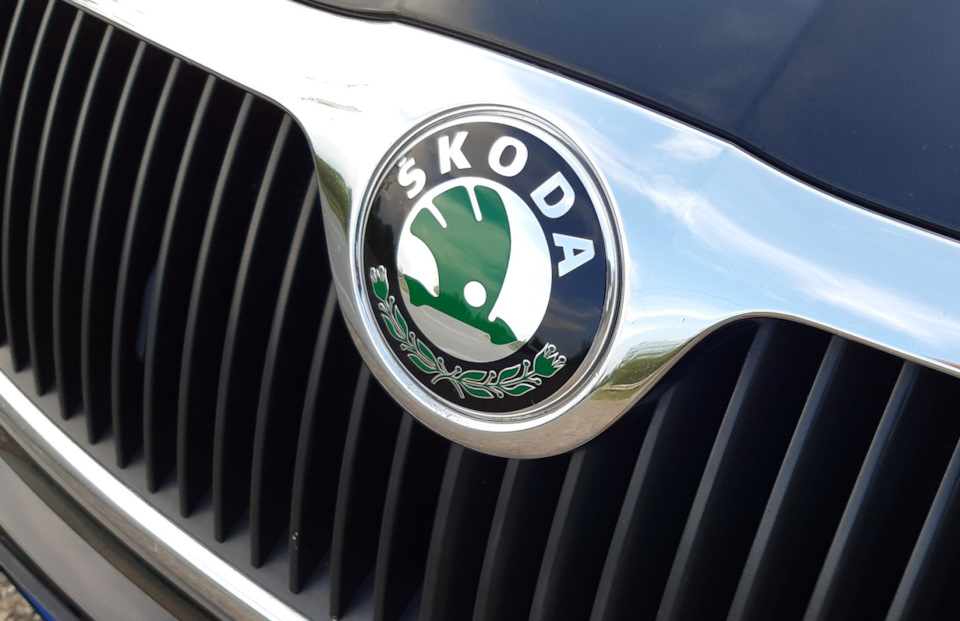 Емблема SKODA OCTAVIA COMBI (1Z5) 2.0 FSI 4X4 1