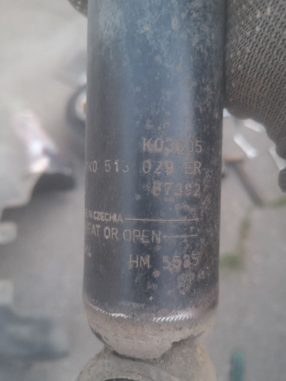 Відбійники задніх амортизаторів + проставки над пружинами 5