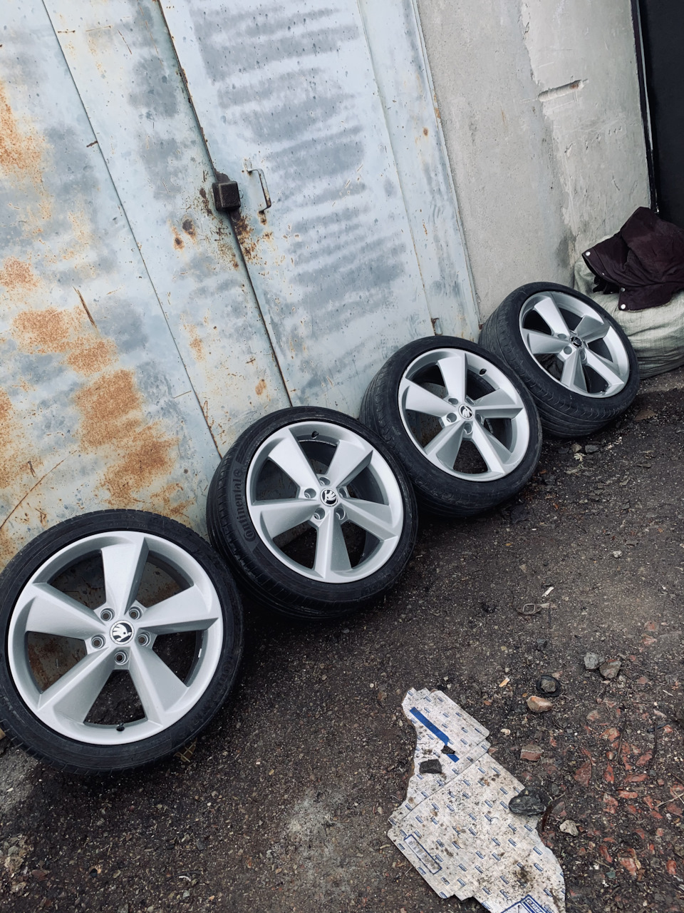 Прикупив диски Golus R18 до літа 2