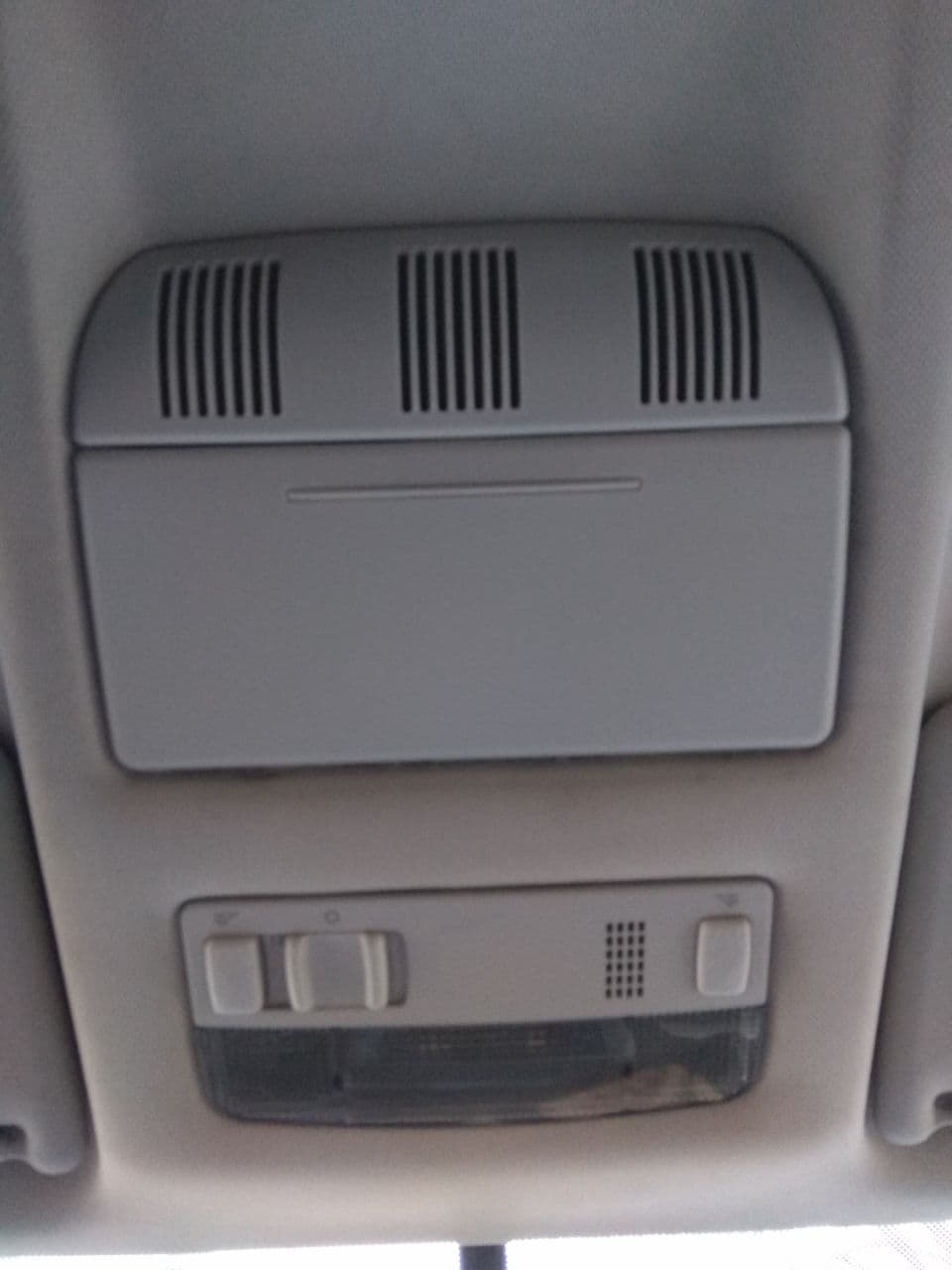 Очечник для Skoda Octavia A5 замість стандартної заглушки 2