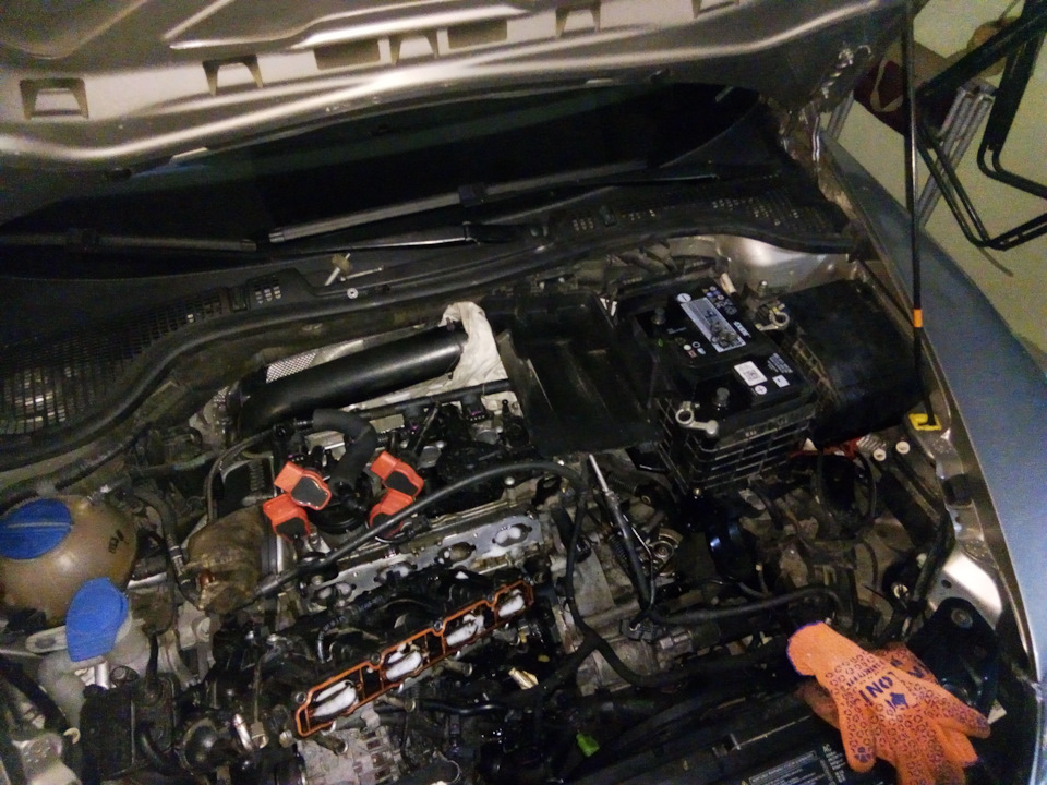 Ремонт помпи та профілактика впуску TSI на Skoda Octavia A5. 1