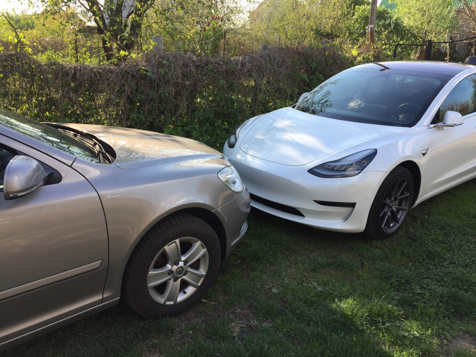 Tesla Model 3. Новий маленький у сім'ї. 4
