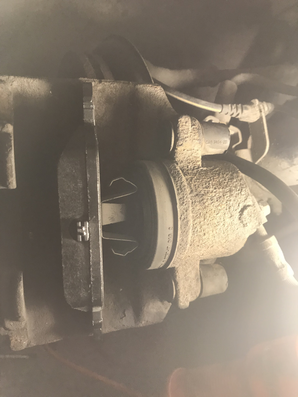 Заміна передніх колодок ATE 13.0460-7184.2 Skoda Octavia 1,8 TSI повний привід 5