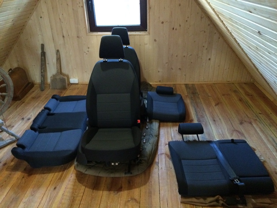 Продаю Рідні сидіння Octavia a7 Ambition 3