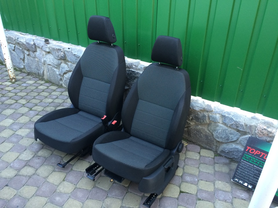 Продаю Рідні сидіння Octavia a7 Ambition 1