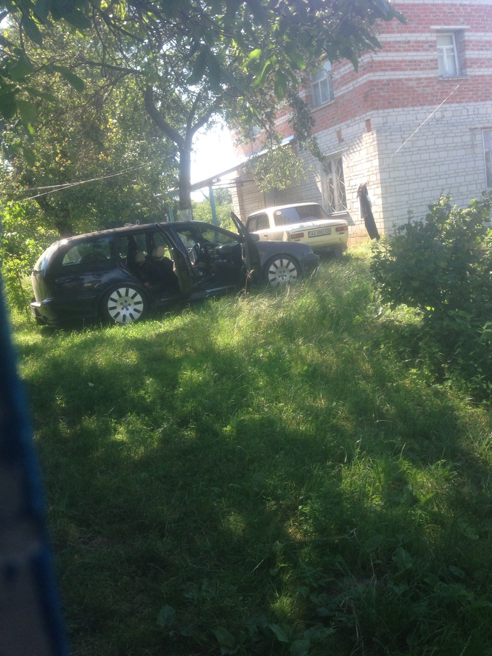 Встановив ґрати. 3