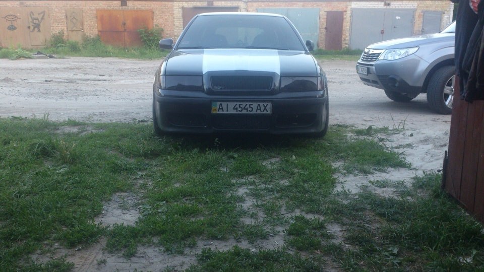 Закачав плівкою фари 1