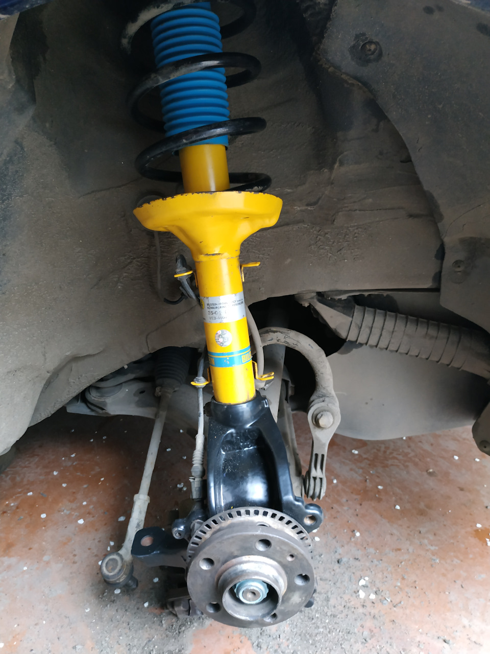 Bilstein B6 та опори Powerflex - солодка парочка 5