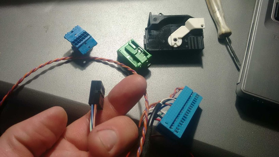 ТО 6. Гучний зв'язок Bluetooth 5K0035730 4