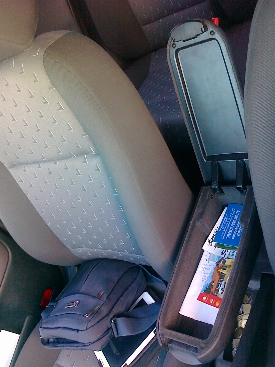 Підлокотник VW GOLF4 HA OCTAVIA 3