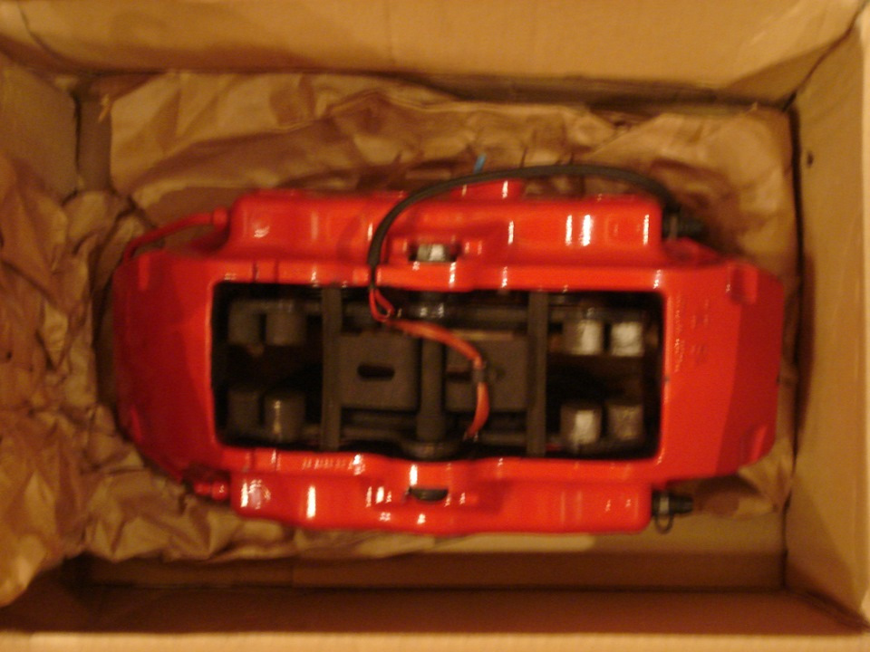 Brembo 6 поршнів 2