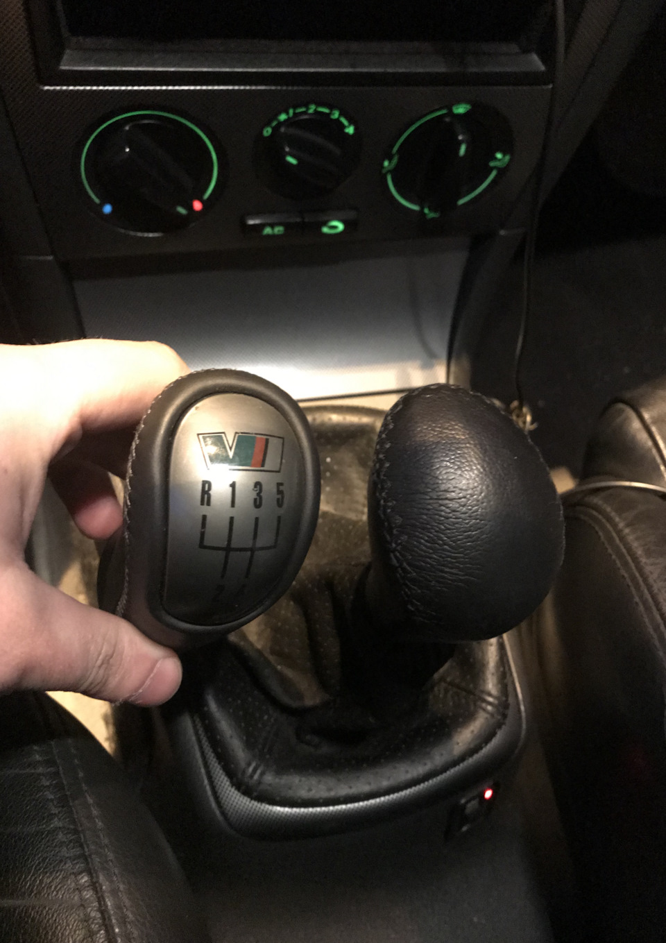 Ручка vRS 2