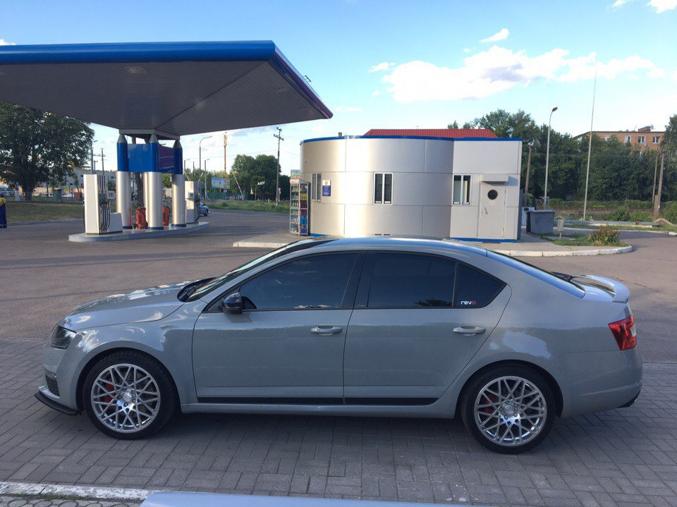 Машина знову у продажу 1