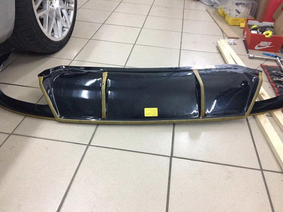 Задній дифузор Rieger 2
