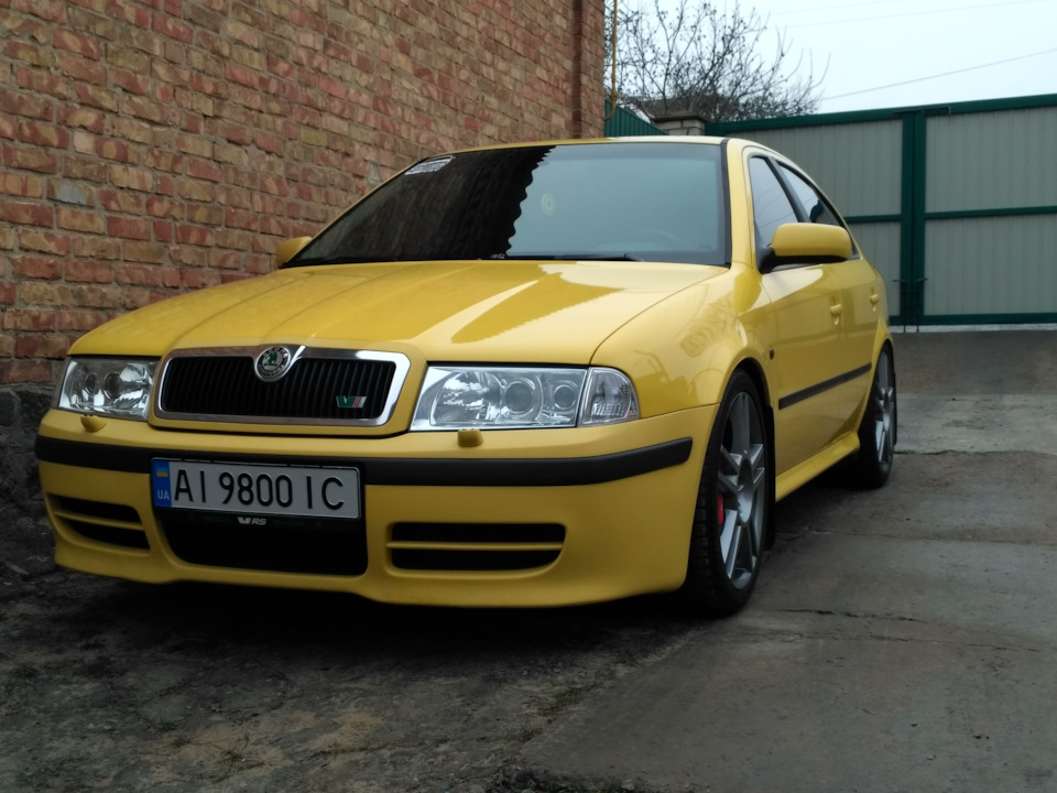 Диски seat leon cupra R на місці 4