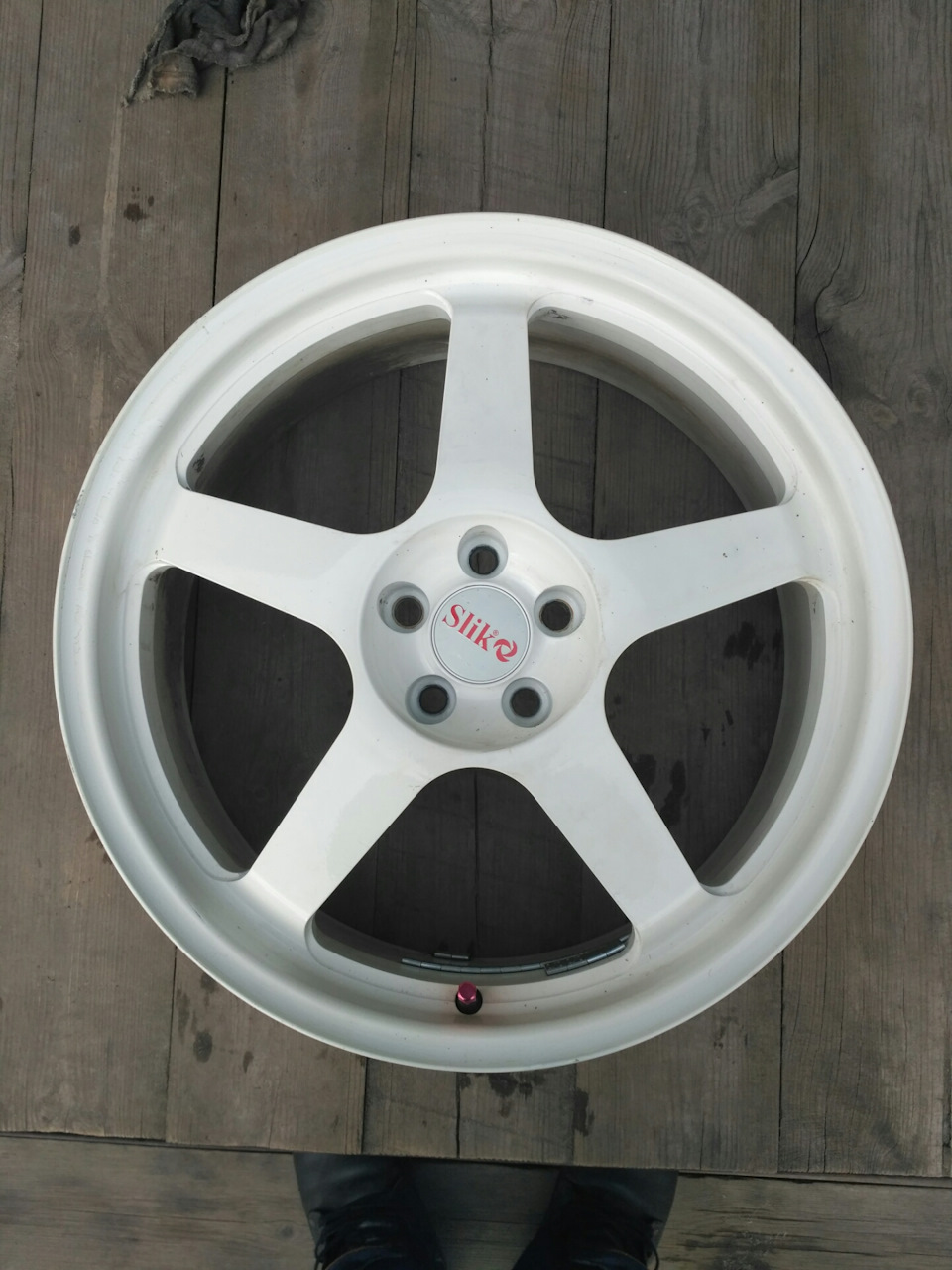 Довгоочікуване кування Slik R18 1