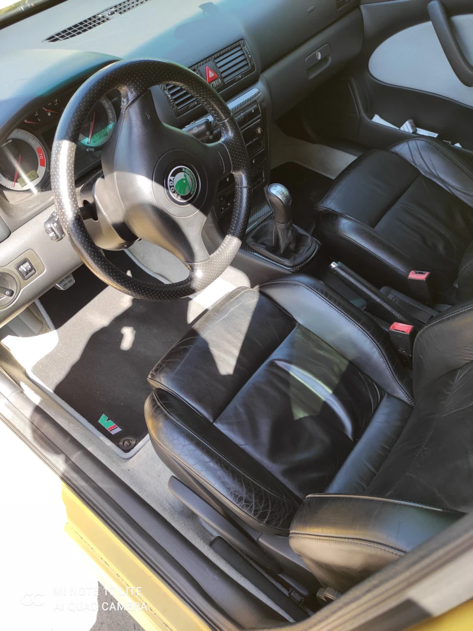 Vag sport та дрібниці