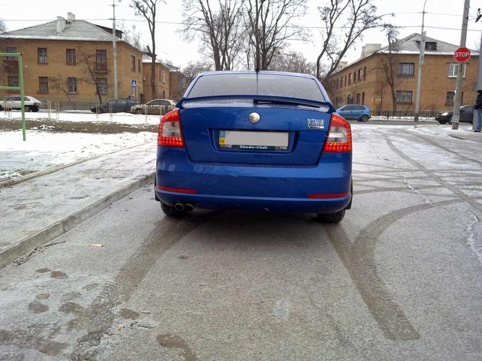 Встановлення оригінальних LED ліхтарів Skoda Octavia A5 vRS 5