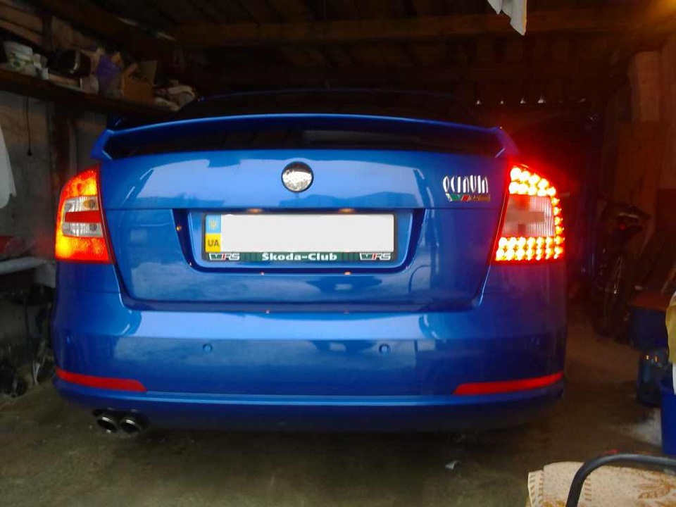 Встановлення оригінальних LED ліхтарів Skoda Octavia A5 vRS 4