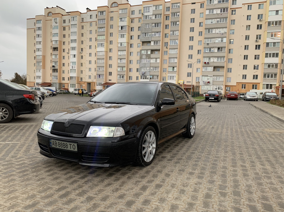 Невелика частина авто які були) 2